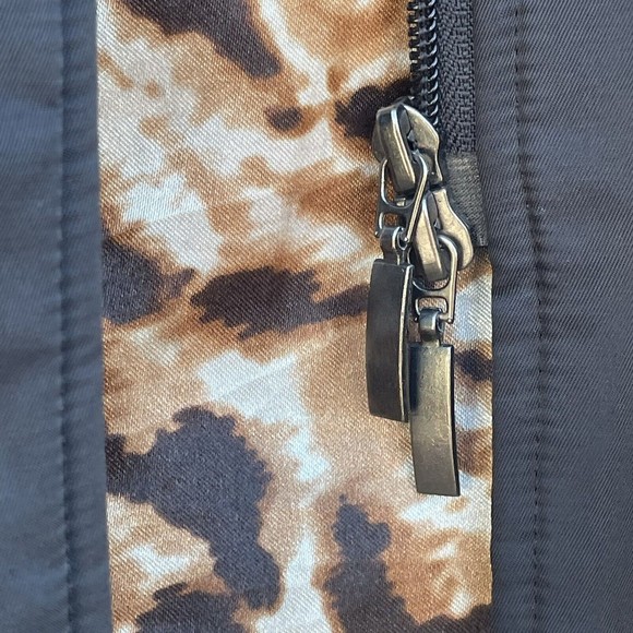 GUESS Women's Softshell Coat Jacket Full Zipper Fully Lined Snap Button Black M - Picture 7 of 12